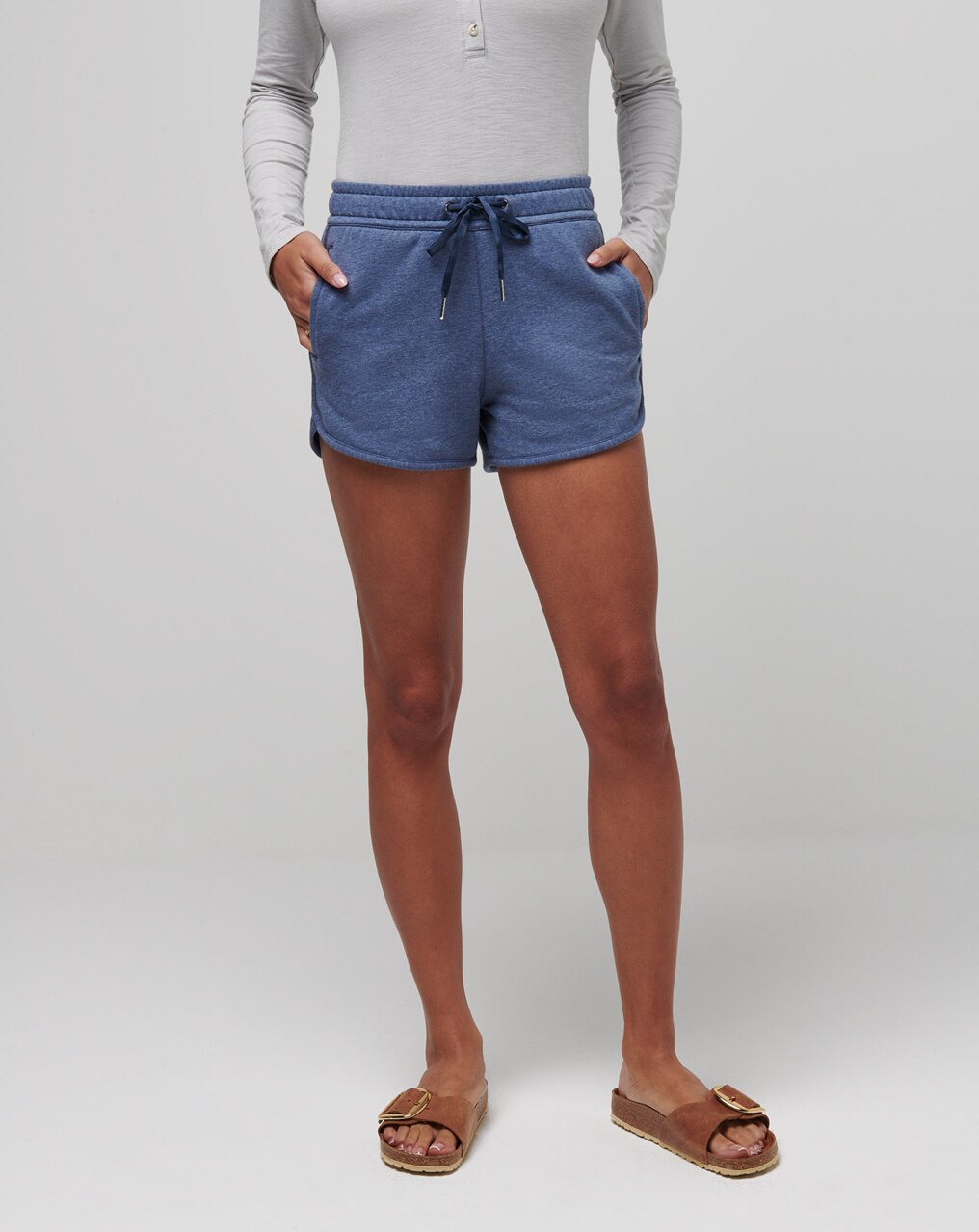 CLOUD FLEECE WOMENS SHORT 2.0 0