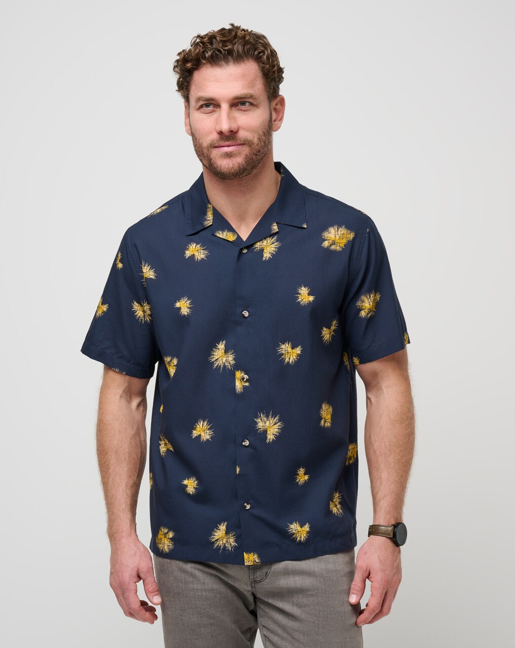 CASINO HOLIDAY BUTTON-UP 0