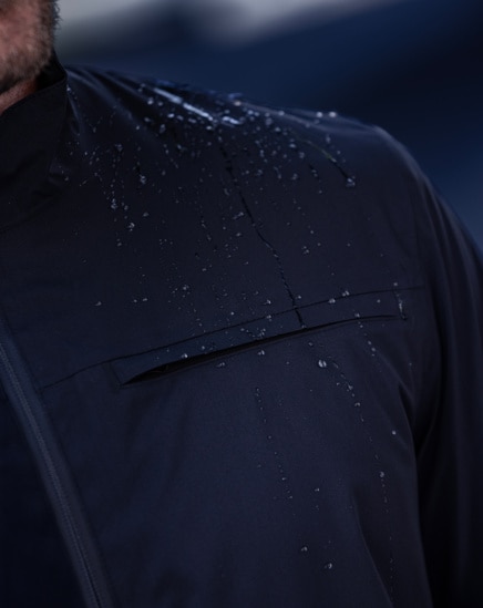 ON COURSE WATER RESISTANT JACKET Image Thumbnail 1